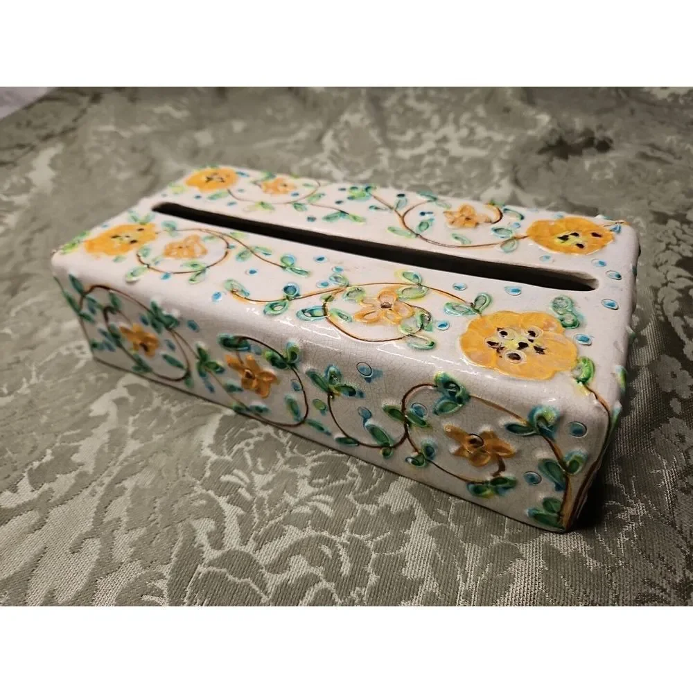 Vintage Italy MAJOLICA Tissue Box‎ Holder Porcelain MCM Italian HIGH RELIEF
